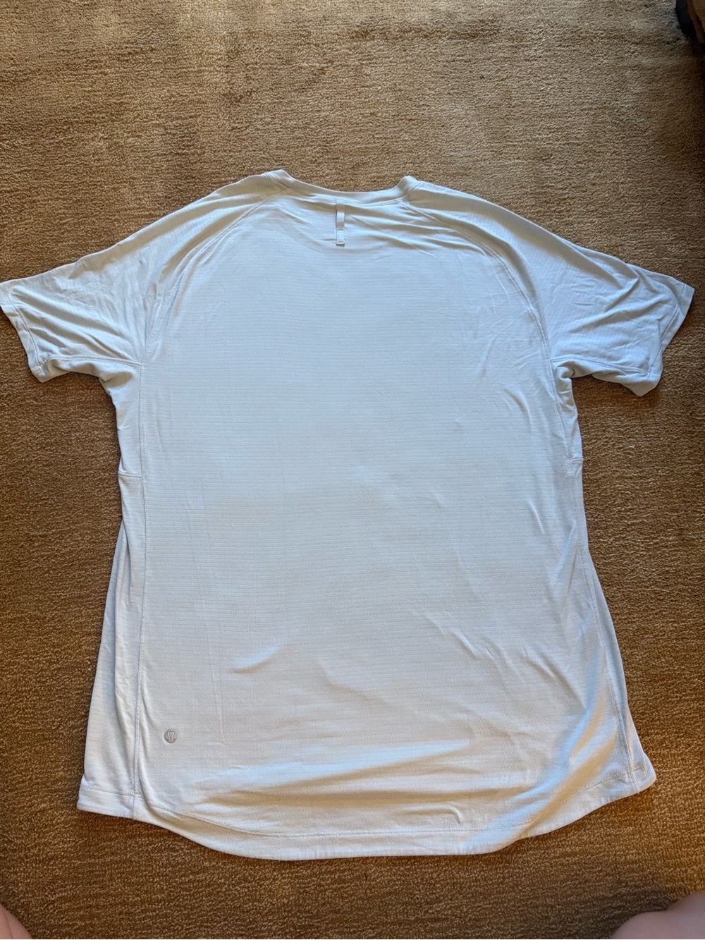 Men's White Performance Short-Sleeve Shirt